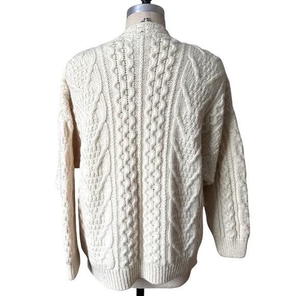 Vintage 100% Wool Celtic Country White Cable-Knit Cardigan Sweater Size Medium - Picture 5 of 7